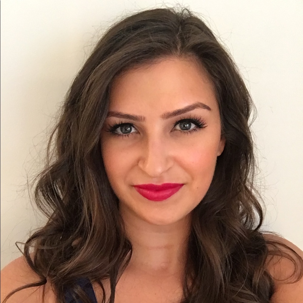 Meet your Posher, Jacqueline